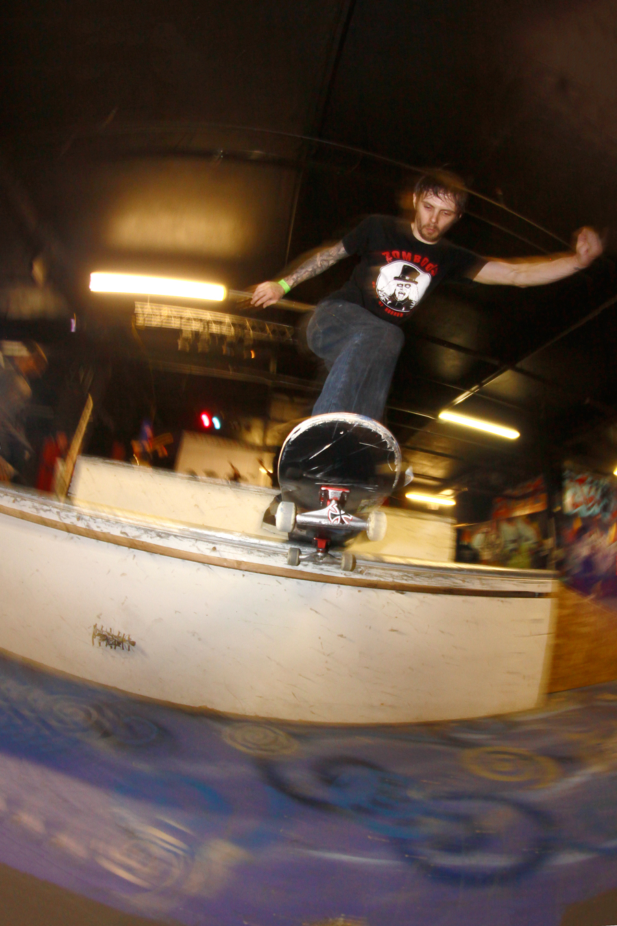 Robert Landers bs tail photo Volland