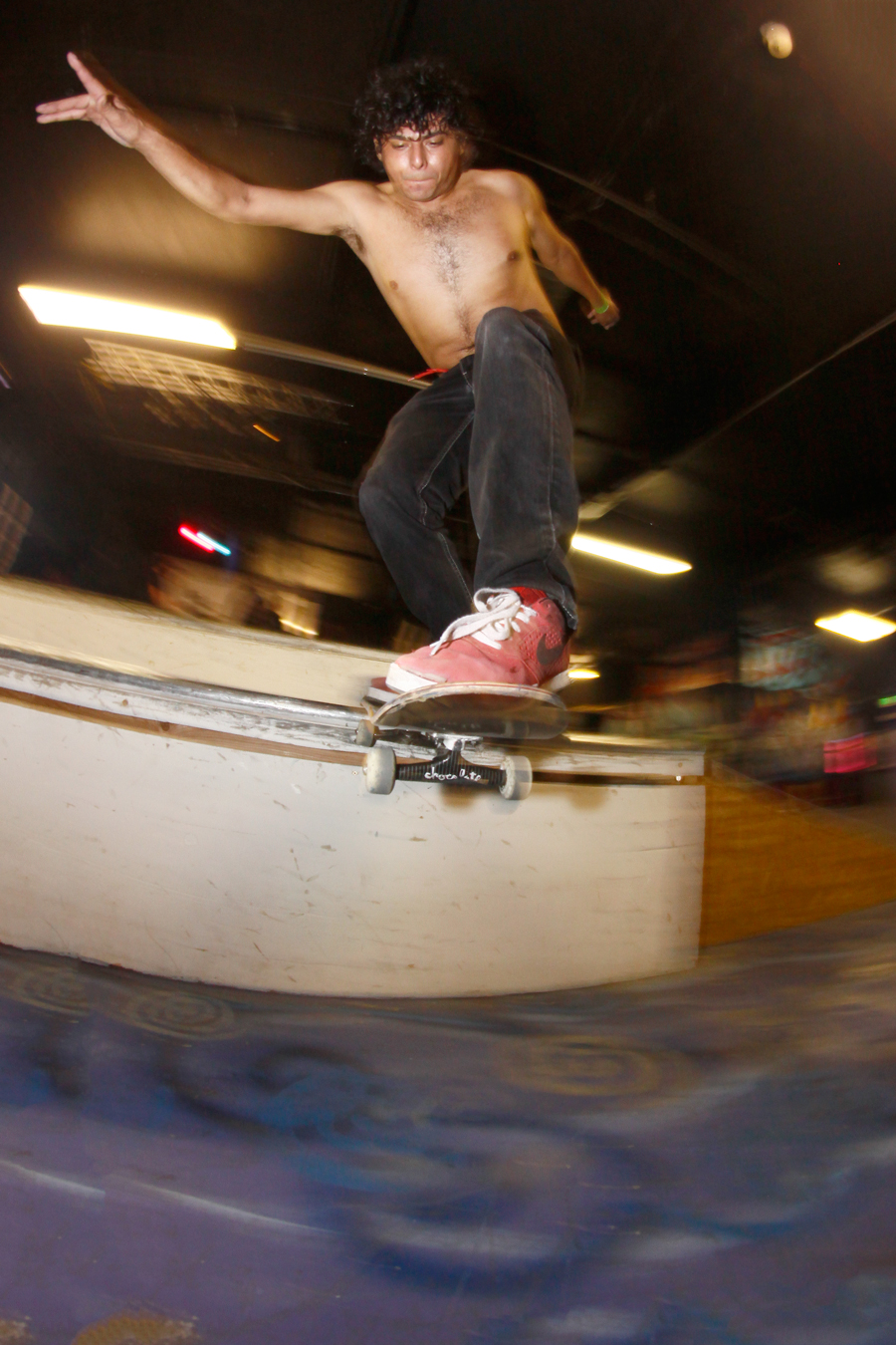 Leo Martinez bs tail photo Volland